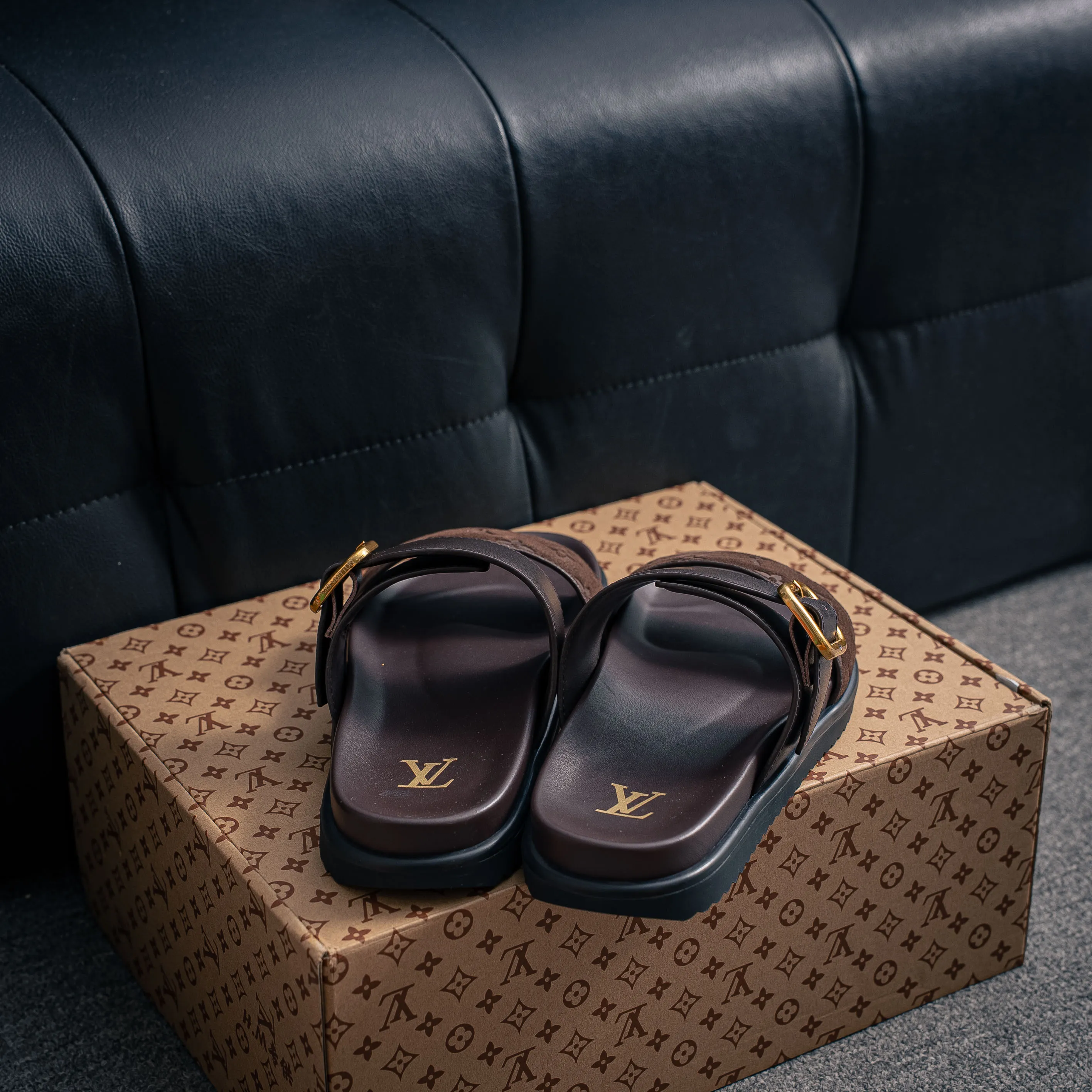 # LOUIS VUITTON ｜ 2026ss LOUIS VUITTON Venice Cowhide Leather Shoes Shoes Sandals 。 Cowhide Leather ，Shoes